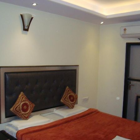 Hotel S P Nowe Delhi Zewnętrze zdjęcie